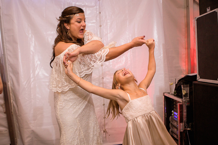 Joe Pool Lake Wedding by Dallas Wedding PHotographers - K & S Ph